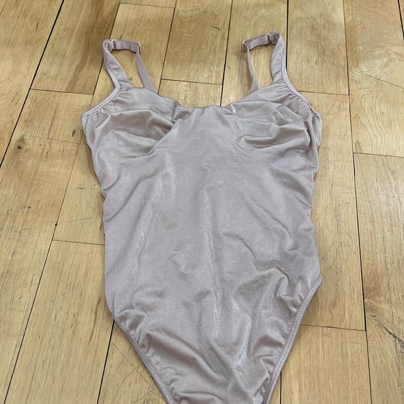 Lisanza Bodysuit Sz 3 - Picture 2 of 15